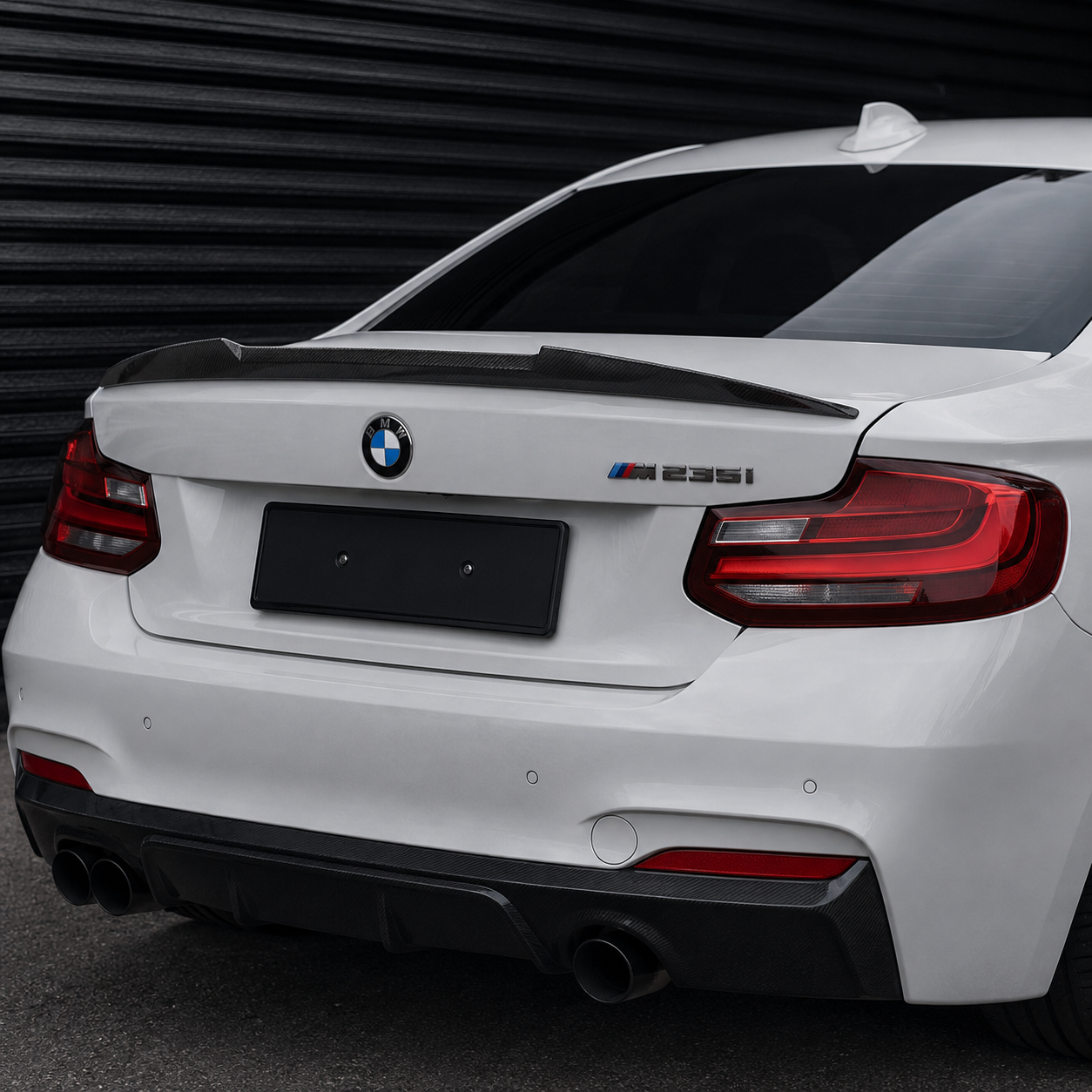 V Type Carbon Fiber Rear Trunk Spoiler – BMW 2 Series F22 / M2 F87