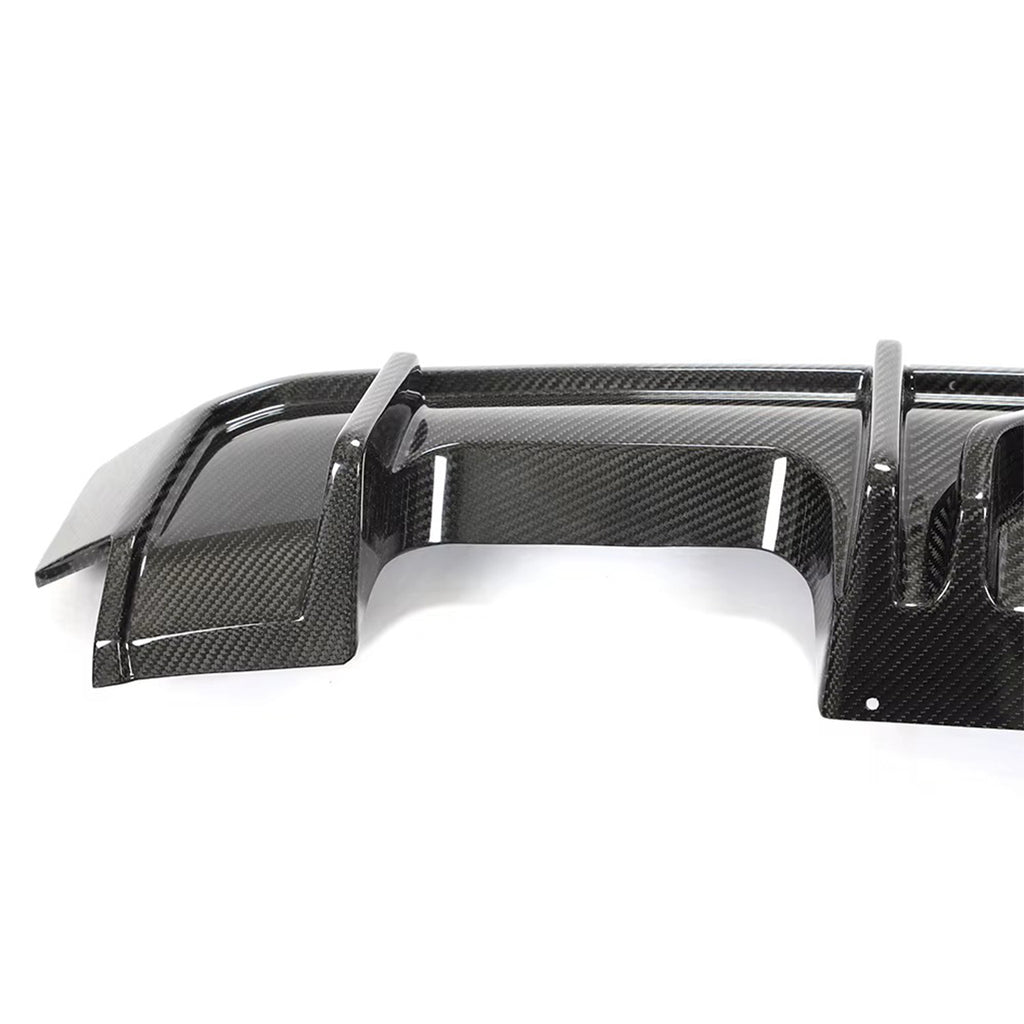 Carbon Fiber LED Rear Diffuser – BMW M3 & M4 G80 / G82 / G83 (2021+)